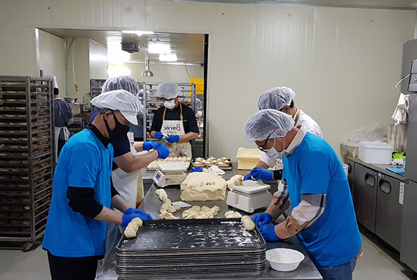 직업훈련 및 근로지원1